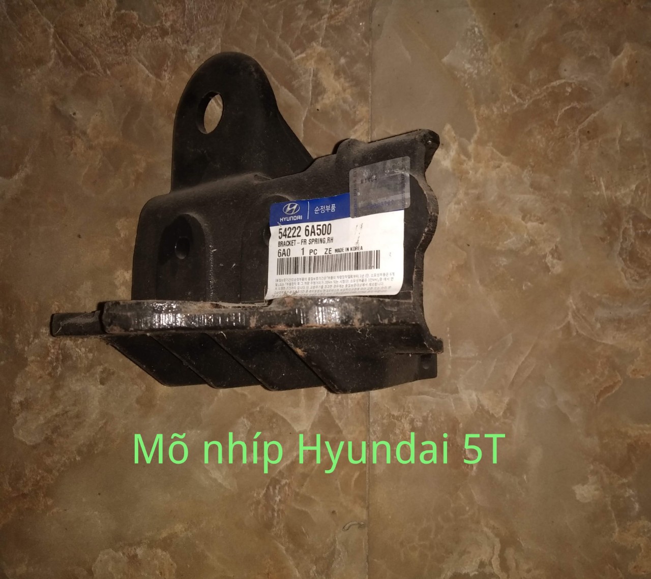 Mõ nhíp trước 542226A500