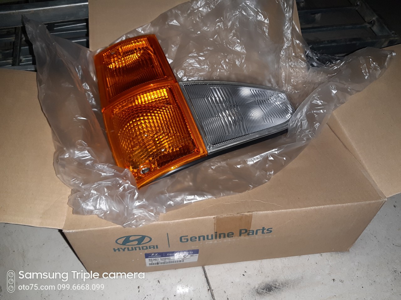 Đèn xi nhan 923015h005 cho Mighty